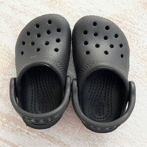 Toddler Classic Crocs Black C4
